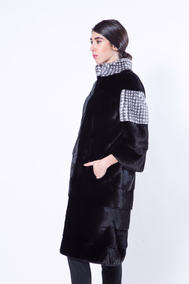 Шуба из норки Blackglama с рисунком Pied de Poule — фото 4 из 6