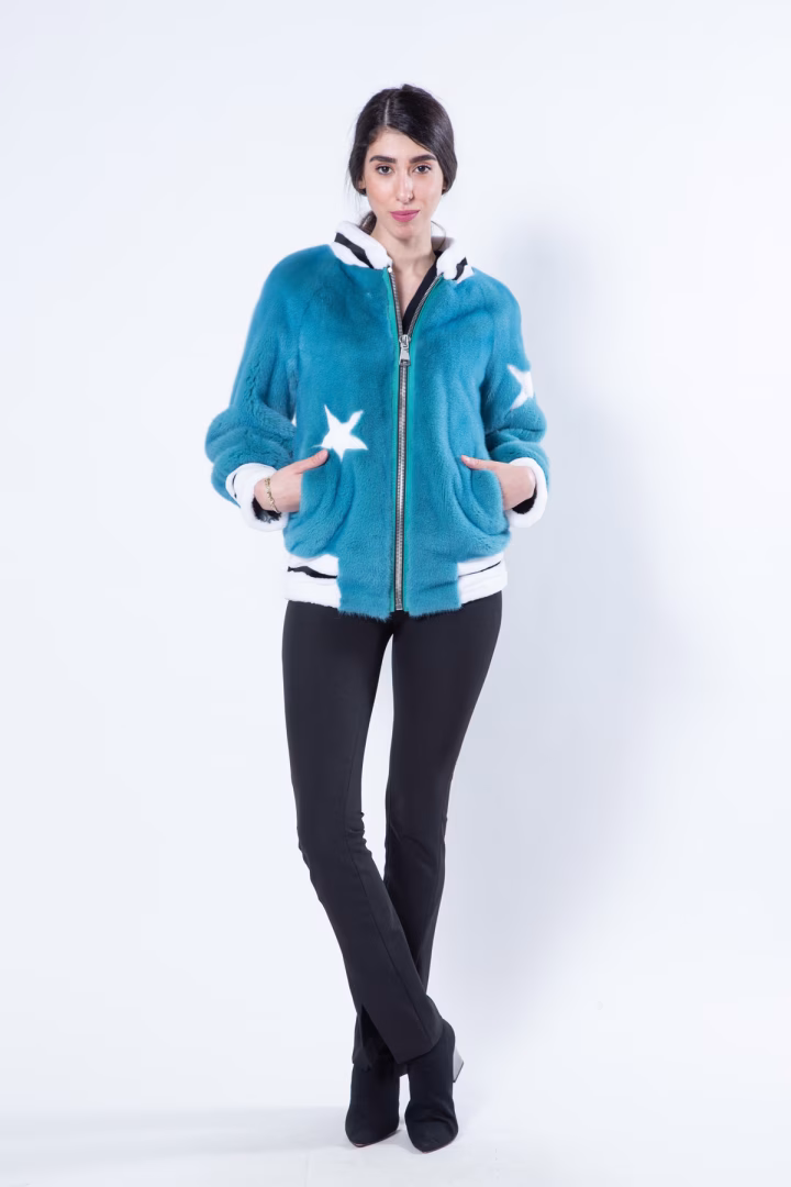 Пальто из меха норки цвета Teal Blue — фото 2 из 9
