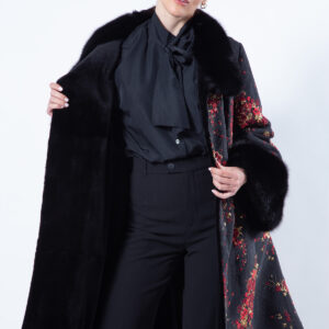 Пальто из стриженной норки чёрного цвета и ткани