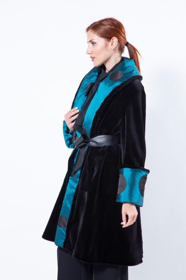 Пальто из меха стриженной норки чёрного цвета