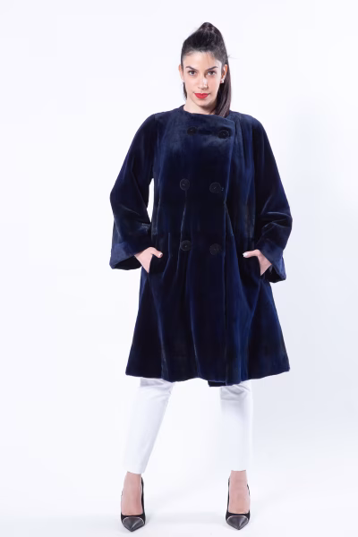 Пальто из стриженой норки цвета Royal Blue