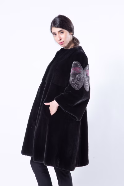 Шуба из норки Blackglama с принтом с бабочками