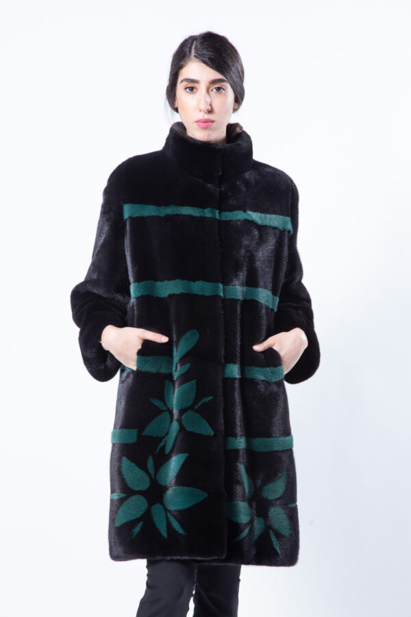 Пальто из норки Blackglama с полосками и цветами