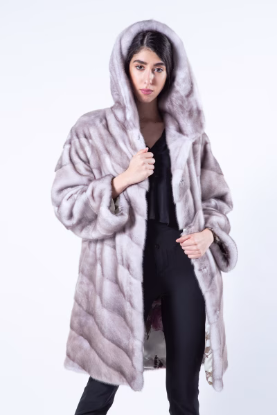Пальто с капюшоном из норки цвета Ice Fume