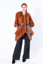 Пальто Caramela из норки оранжевого цвета