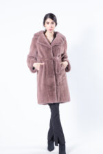 Пальто из меха норки цвета Antique Rose Scuro